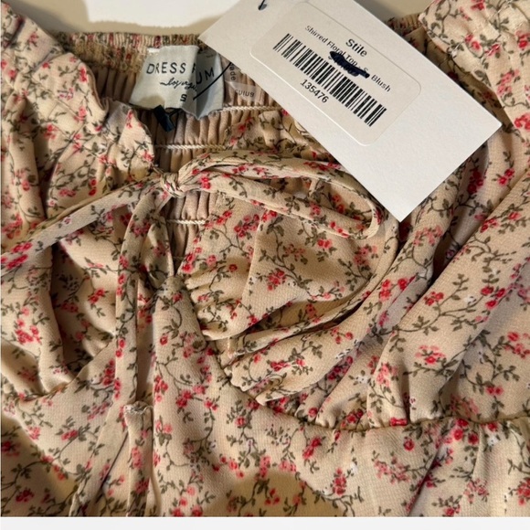 NWT Women’s Floral Puff Sleeve Crop Top Small - Picture 3 of 5